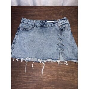 Zara Denim Blue Jean Mini Skirt Women's Medium Side Zip Raw Hem